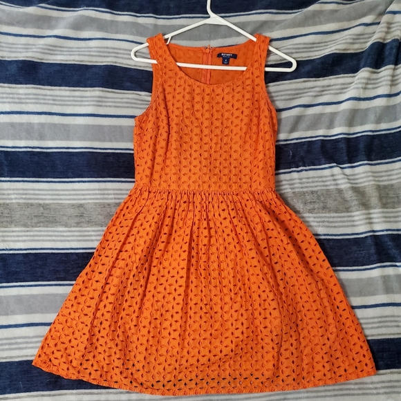 Shell Dress - Picture 2 of 6